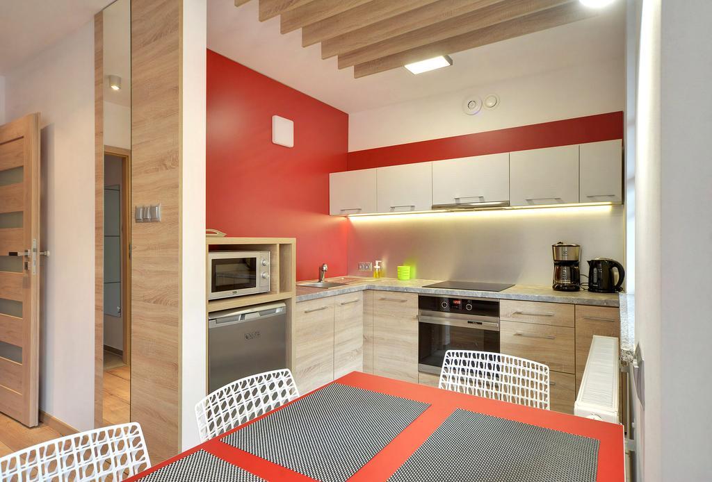Apartamenty Sun Seasons 24 - Podgorze ชกลาร์สกา ปอเรมบา ภายนอก รูปภาพ